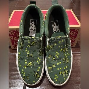 Vans Big Kid Asher Dino Skeleton Dark Green Slip-on Sneakers, size 3 youth